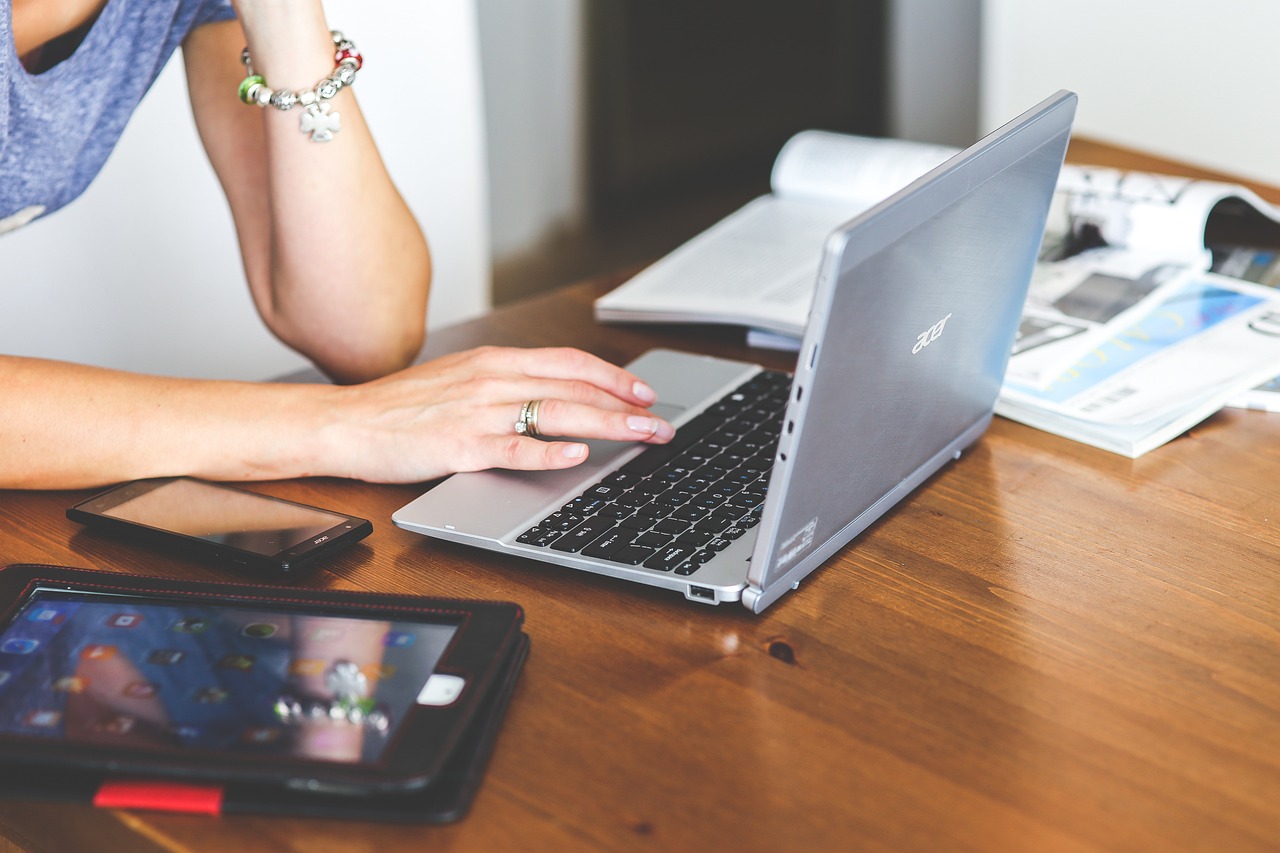 Benefit of Outsourcing Accounting for Small Companies