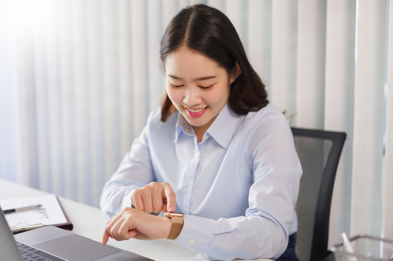 Time Is Money: What You’re Really Gaining by Hiring a Virtual Assistant