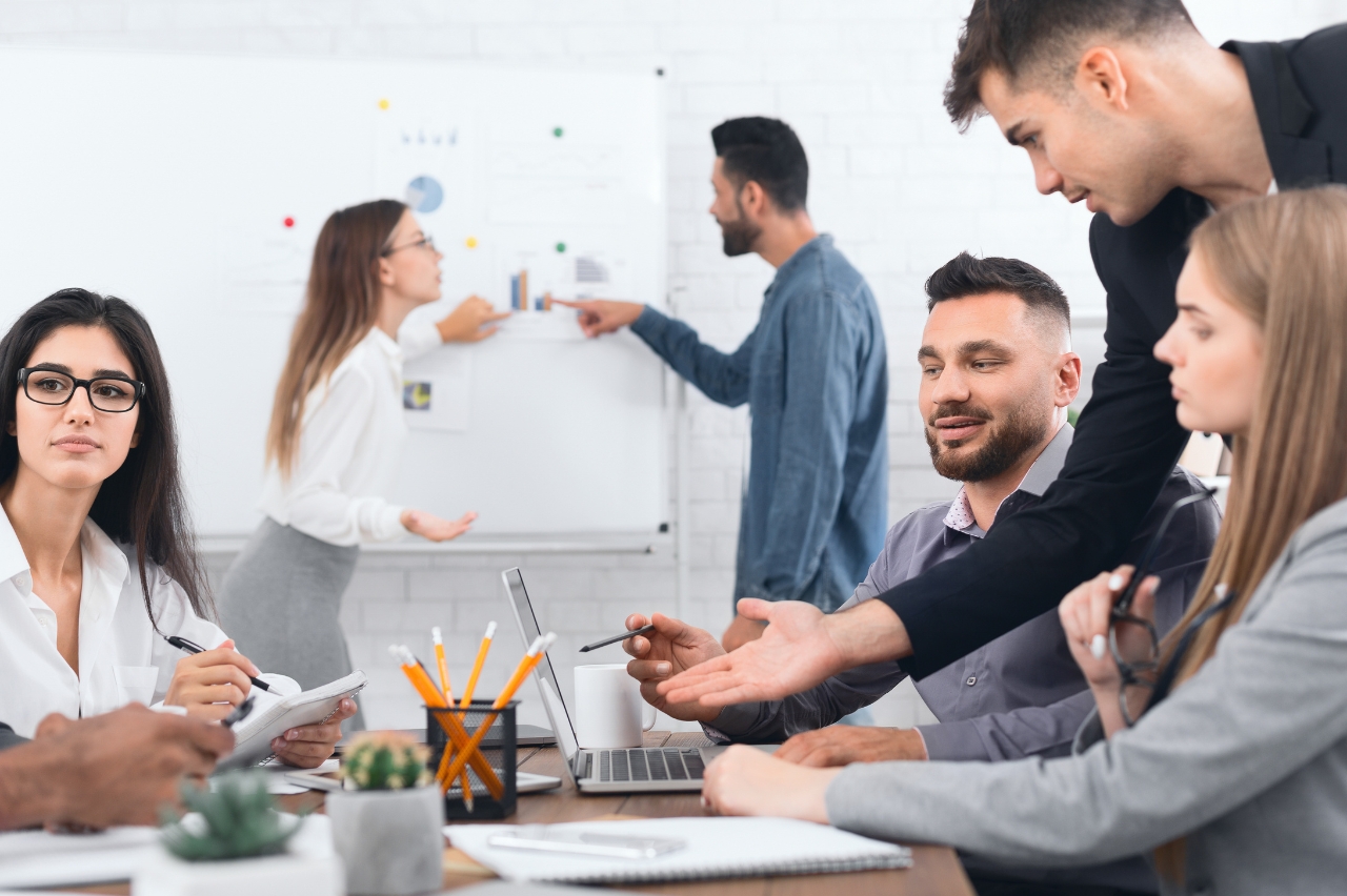 Why Growing Businesses Are Ditching Spreadsheets for Professional Finance & Accounting Services